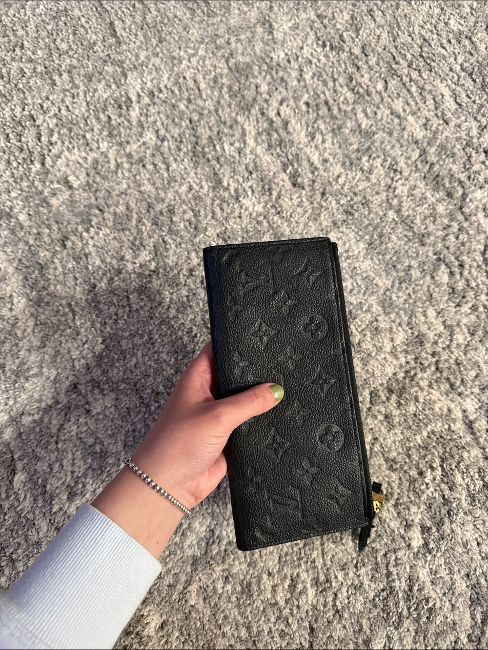 Louis Vuitton Black Monogram Embossed Card & Key Holder - Picture 3 of 17